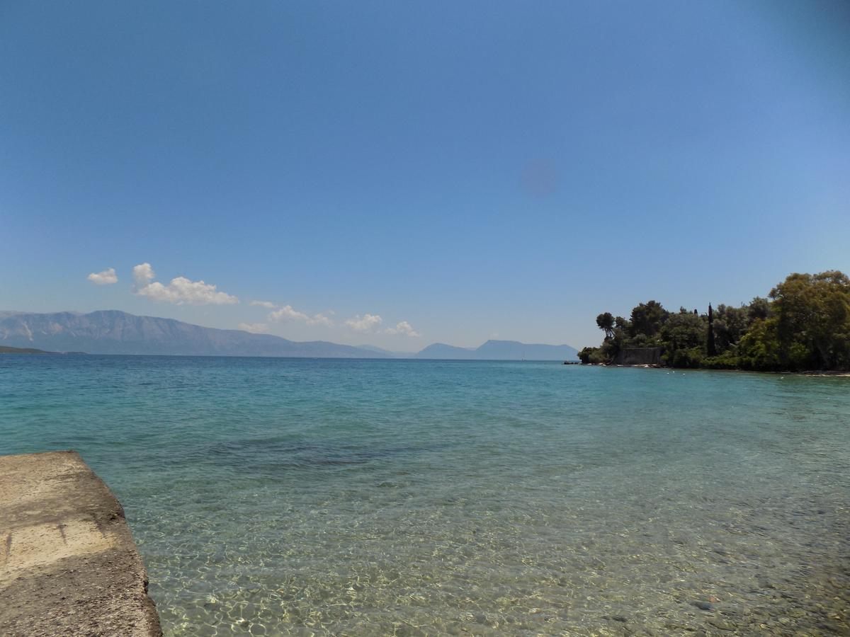Lefkas Blue Hotel นิเกียนา ภายนอก รูปภาพ