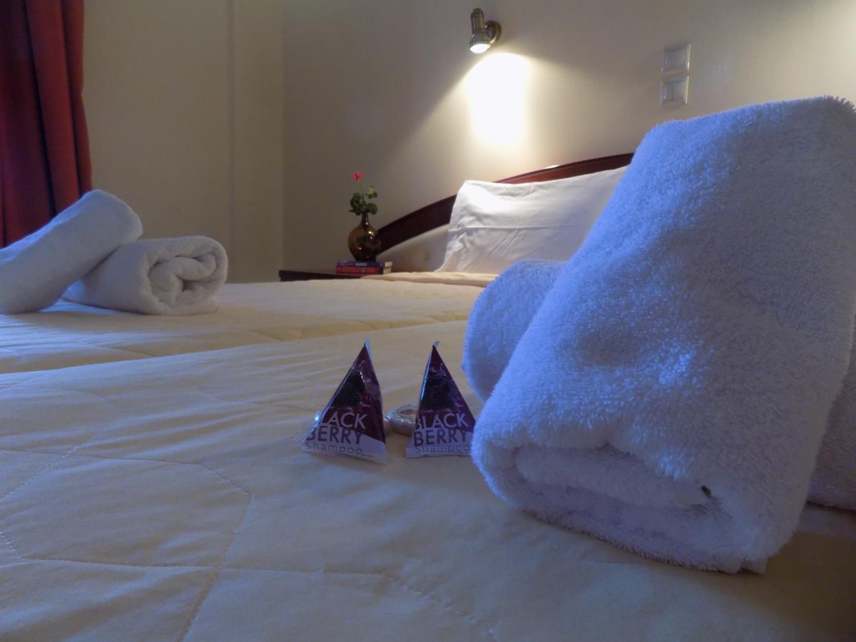 Lefkas Blue Hotel นิเกียนา ภายนอก รูปภาพ
