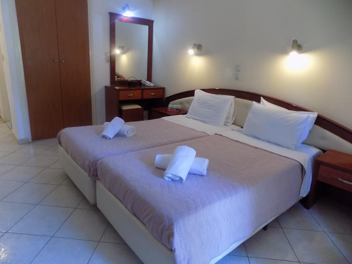 Lefkas Blue Hotel นิเกียนา ภายนอก รูปภาพ
