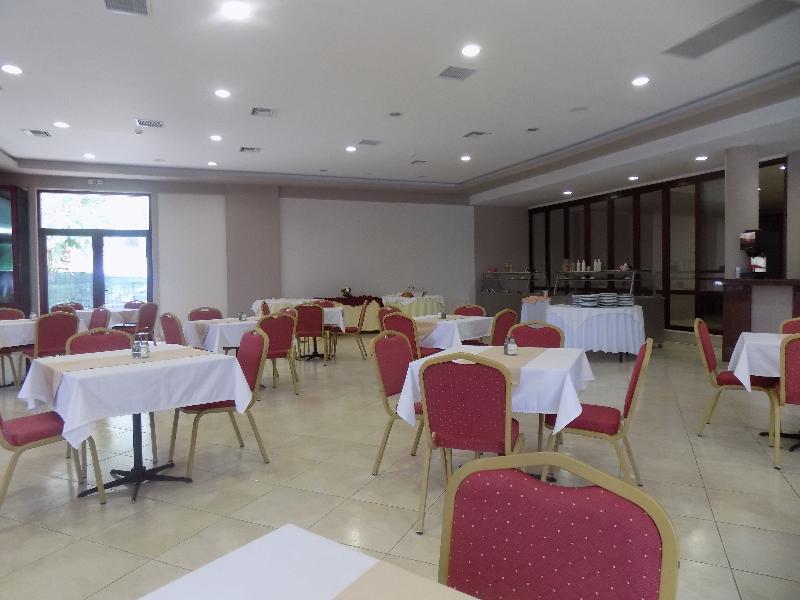 Lefkas Blue Hotel นิเกียนา ภายนอก รูปภาพ